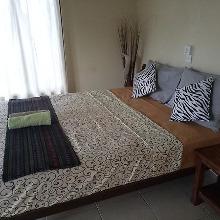 Bening Bungalow Ubud Esterno foto