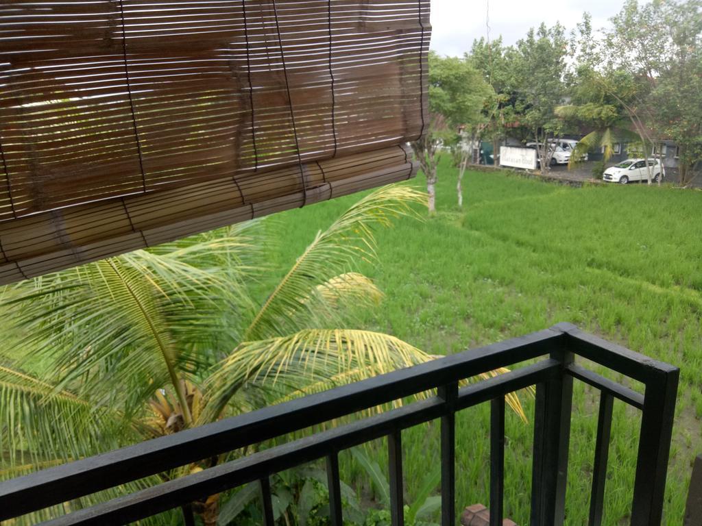 Bening Bungalow Ubud Esterno foto