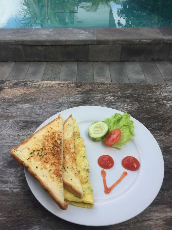 Bening Bungalow Ubud Esterno foto